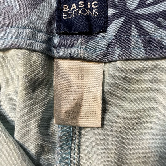 Basic Editions Blue Floral Pants - Picture 3 of 6